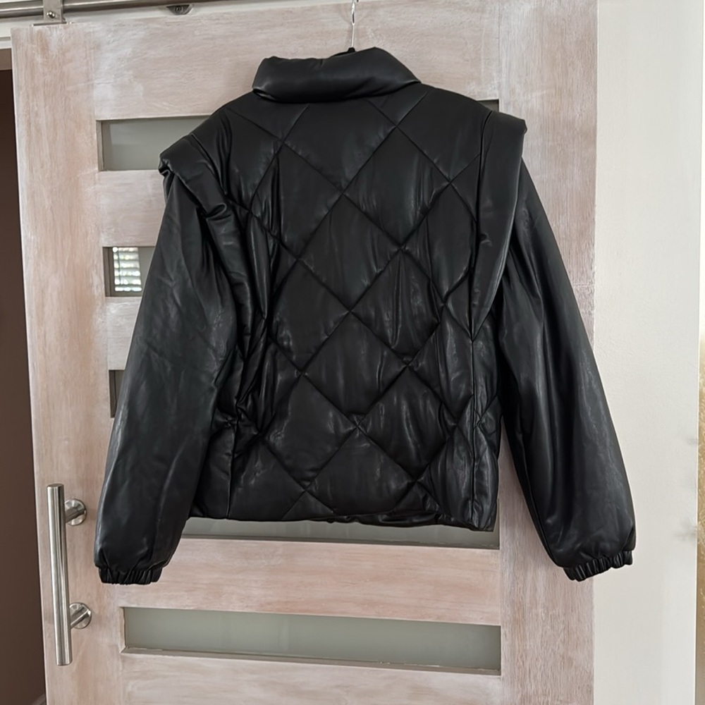 Pistola Callista Puffer Jacket with Removable Sleeves - Picture 3 of 8